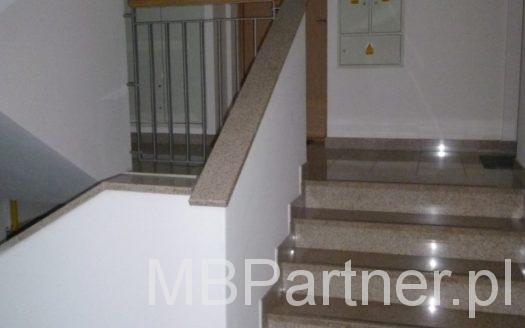 Wola Justowska – atrakcyjny i funkcjonalny apartament z garażem.