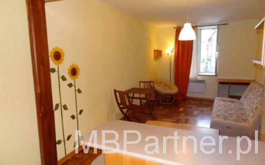 Kraków, Kazimierz, ul. Szeroka 1- pokojowe z ” klimatem”.